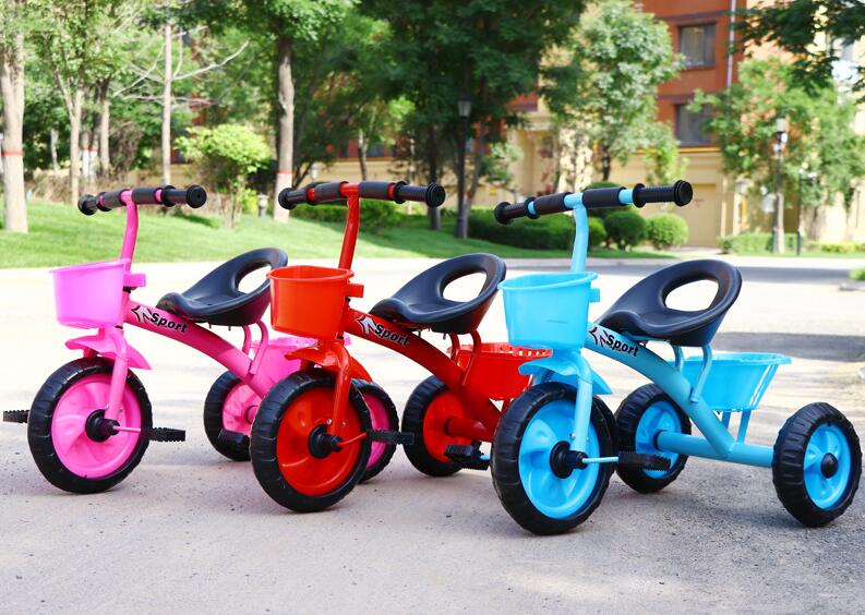 Kids tricycle